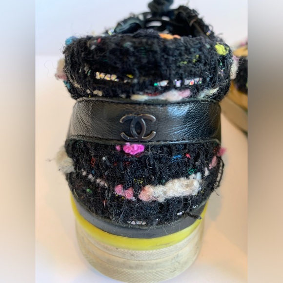 Chanel Gold Boucle Sneakers - Size 38.5 - Picture 6 of 9